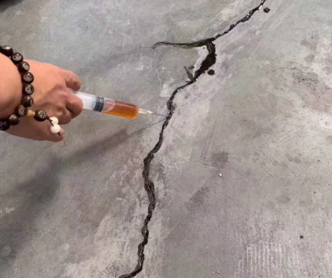 磐安混凝土裂缝修补技术详解​